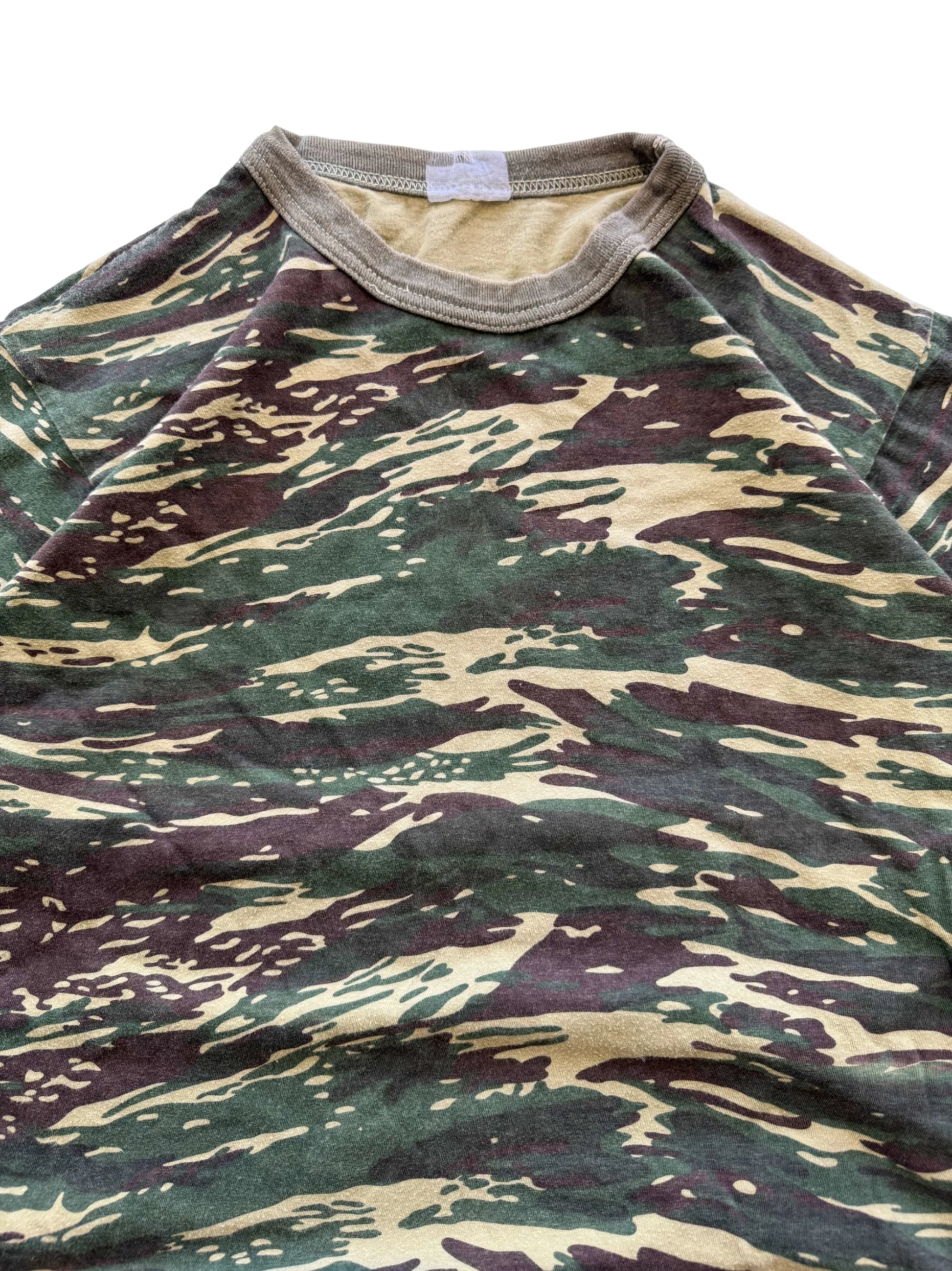 Vintage Camo T-shirt - M