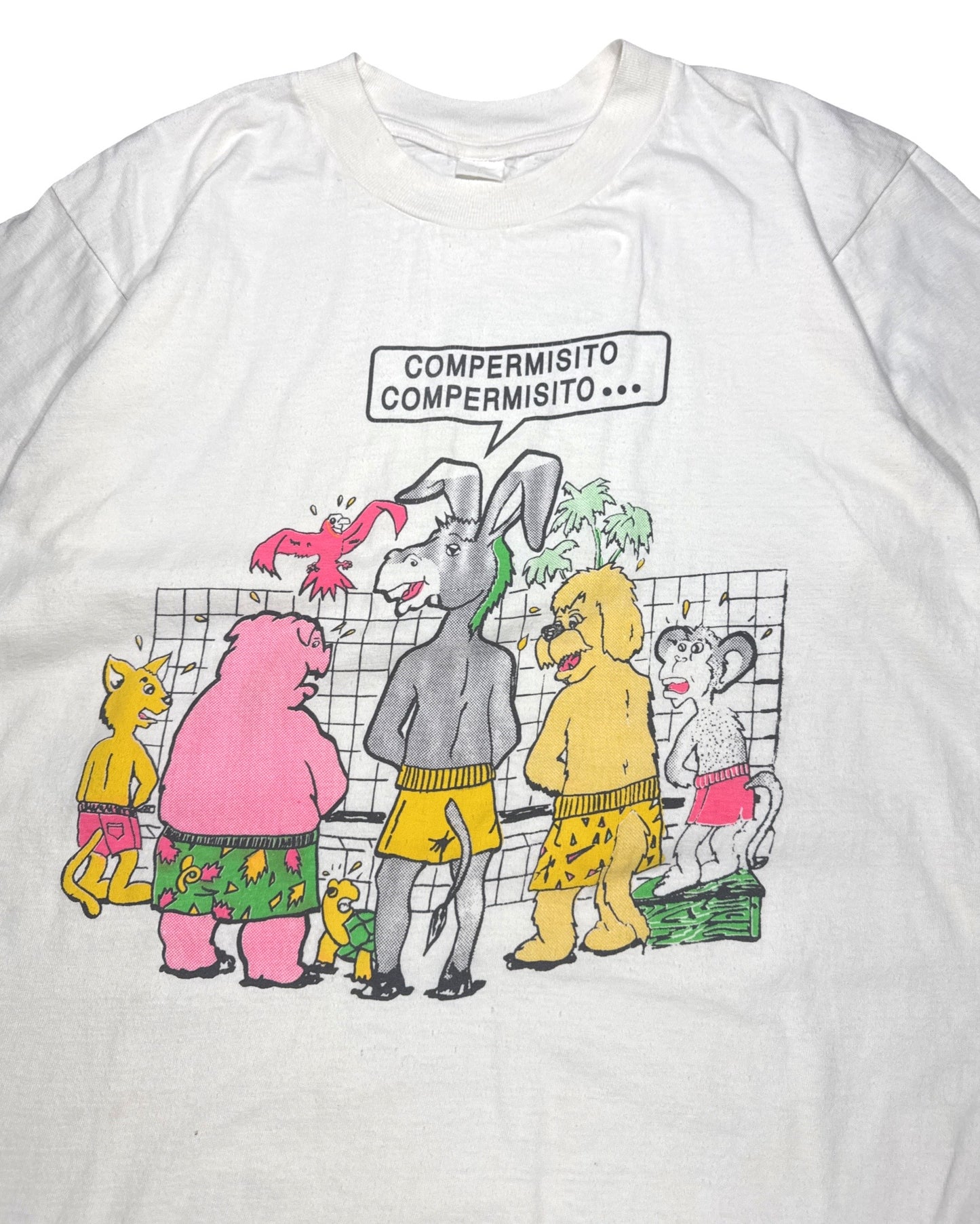 Vintage Peeing Animal Tee - M