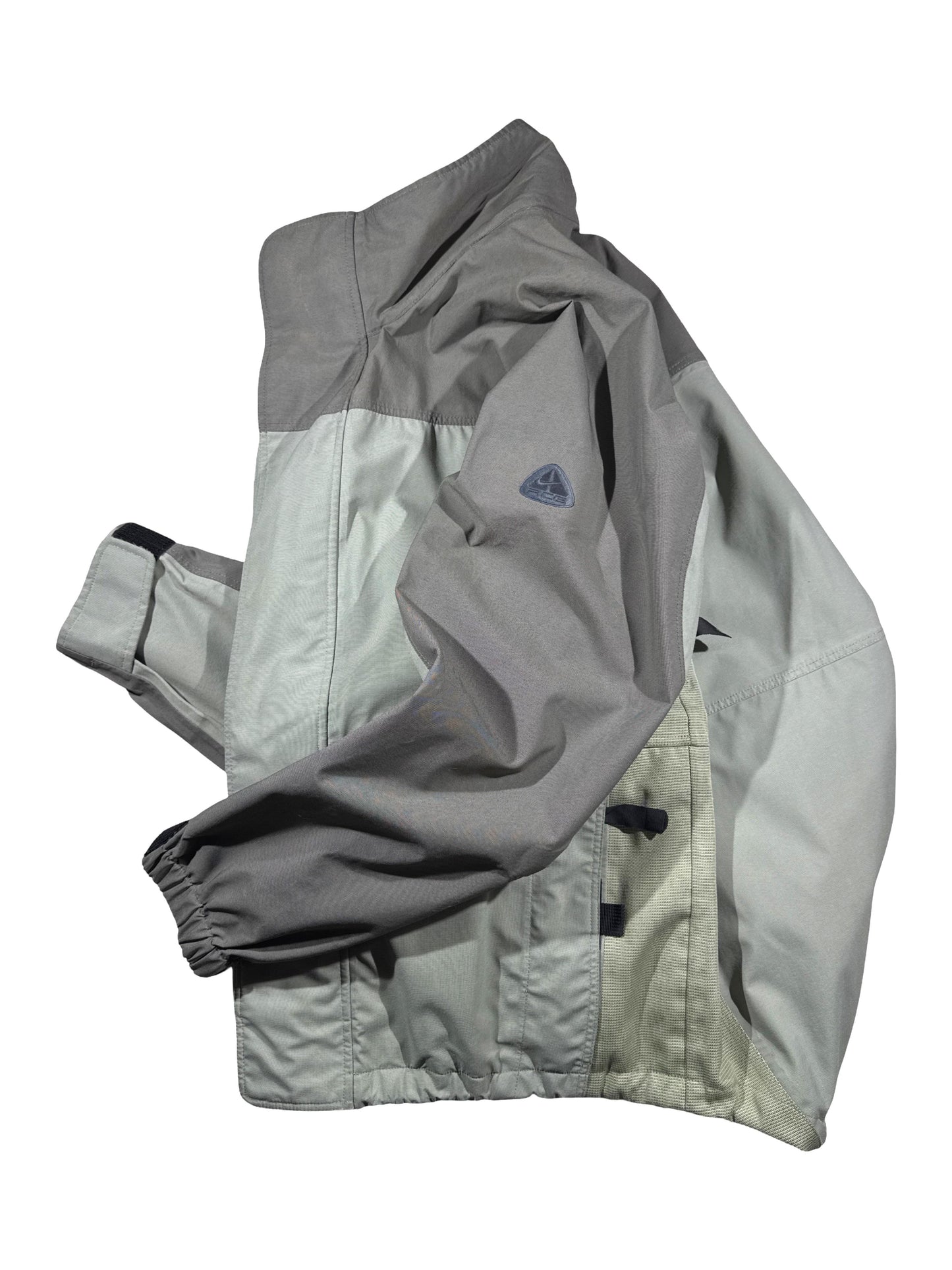 Vintage Nike ACG Shell Jacket - L